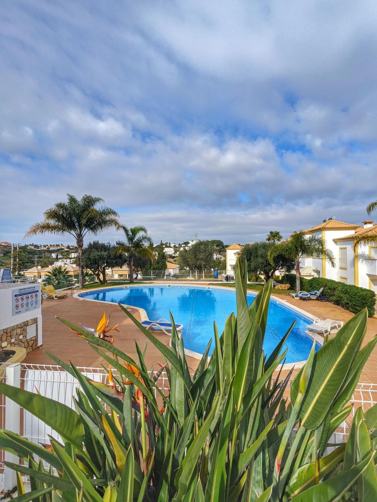 Farm Village- Townhouse 2 Mins From Old Town Albufeira Exteriör bild